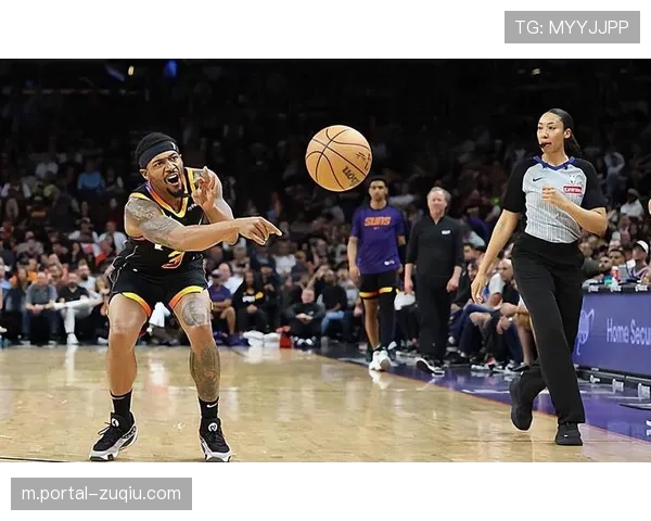 比尔首战亮眼表现，快船新援高效得分助推夺冠之路