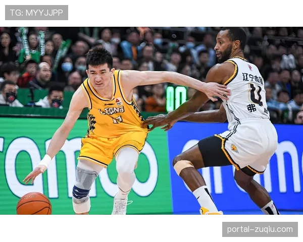 卡尔顿上赛季夺冠今年场均6.6分 广厦换人选择实属合理调整